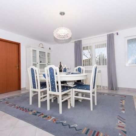 Apartments Toma Каштела Екстер'єр фото