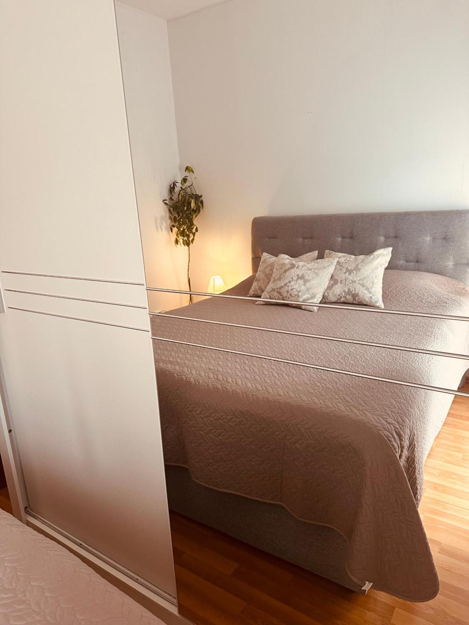 Apartments Toma Каштела Екстер'єр фото